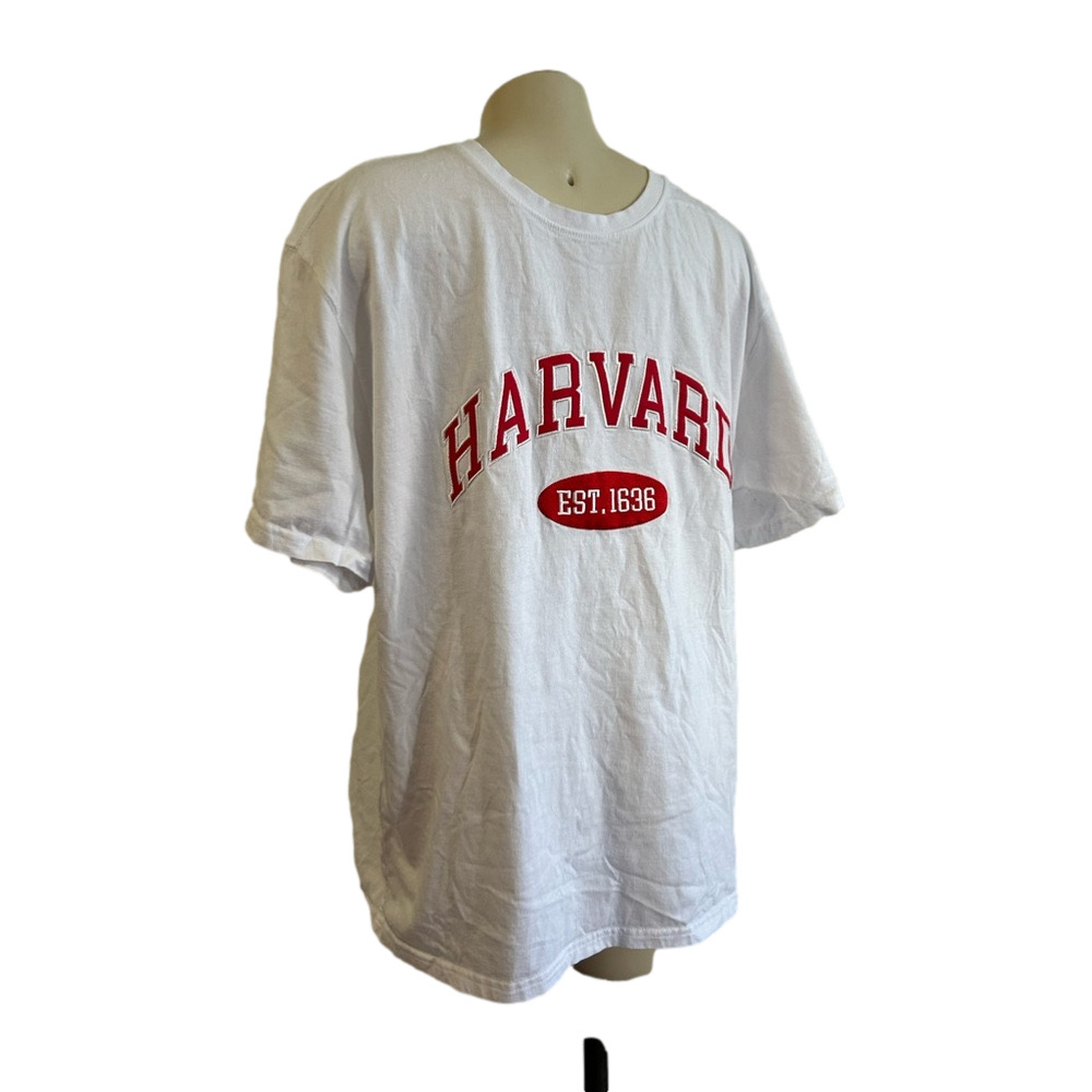HARVARD white TSHIRT SZ LARGE